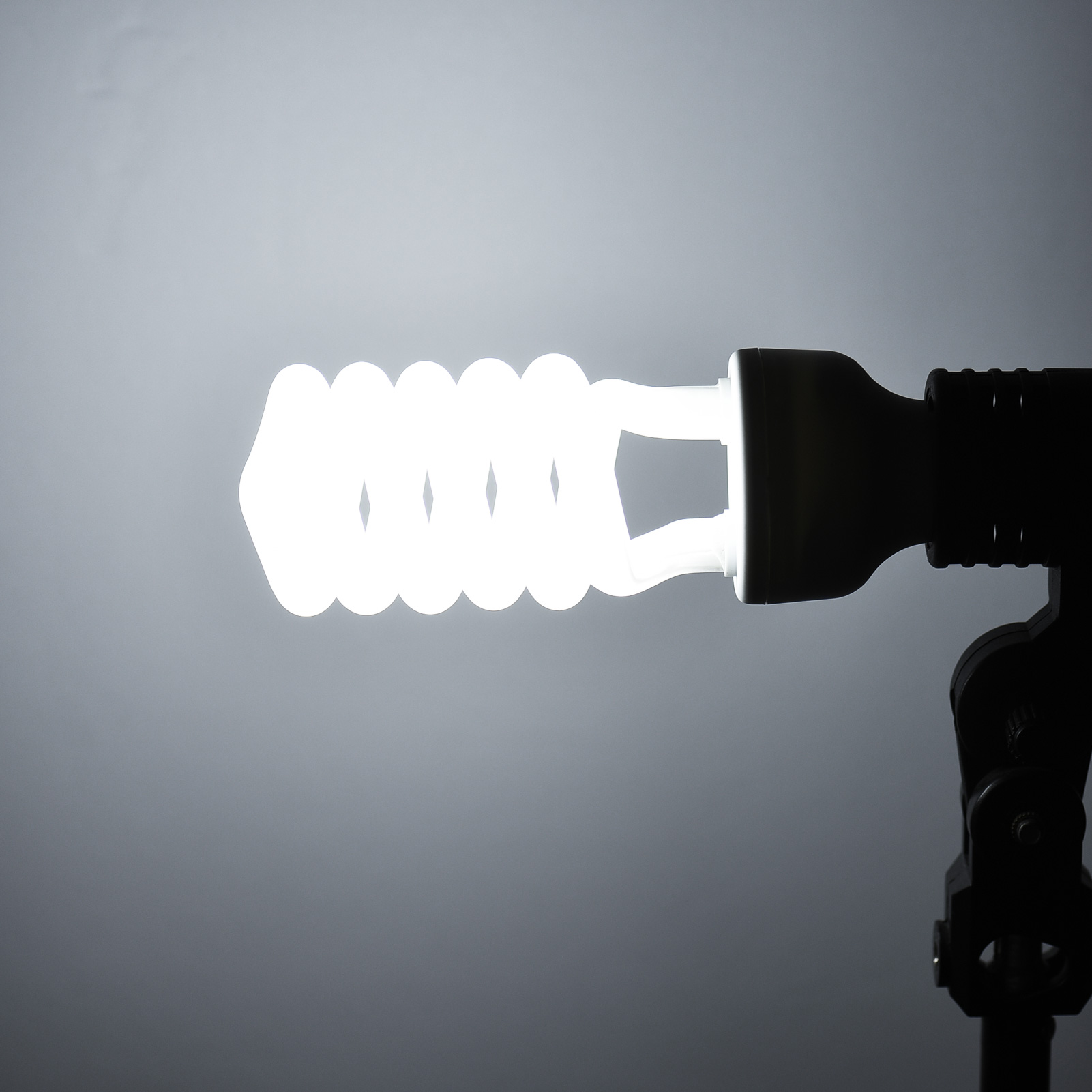 مصباح فلوري حلزوني ، مقبس ضوء  - مراجعة Photography Bulb وسعره